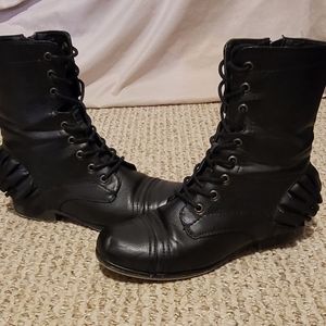Betseyville Llola Vintage boots